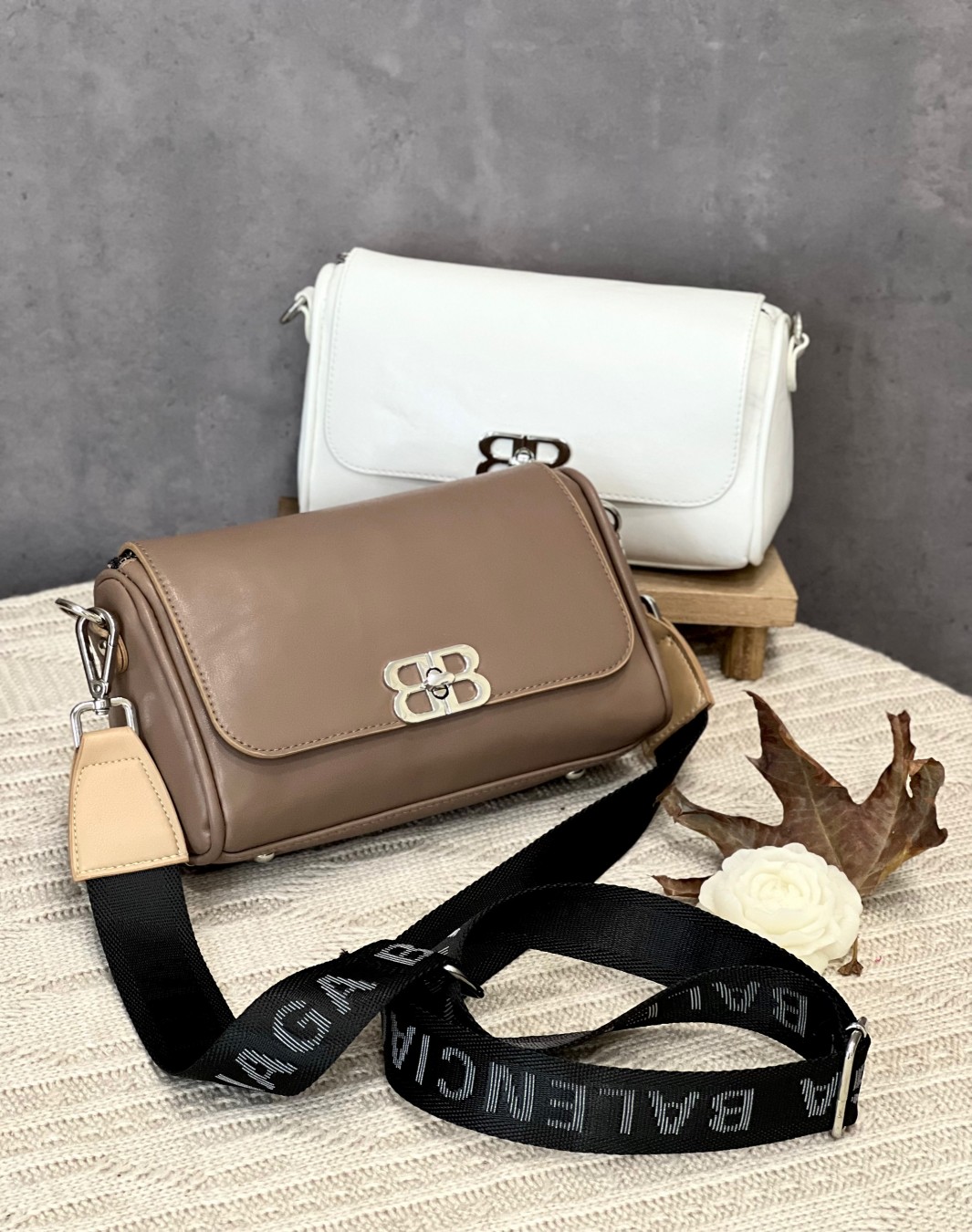 کیف دوشی بالنسیا کد 389