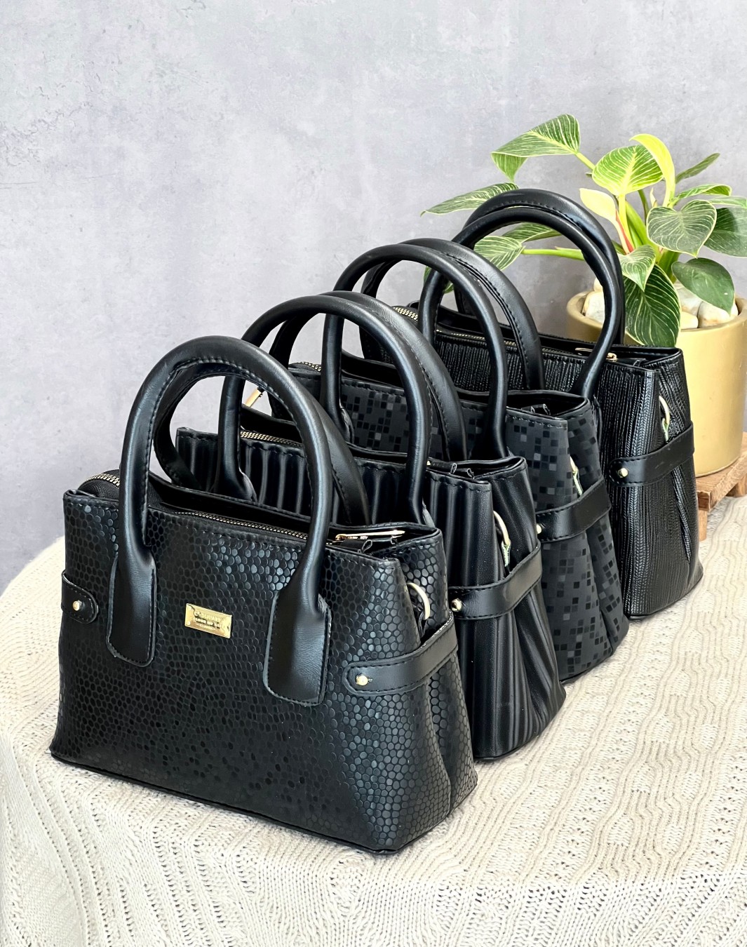 کیف دوشی مجلسی کد 424